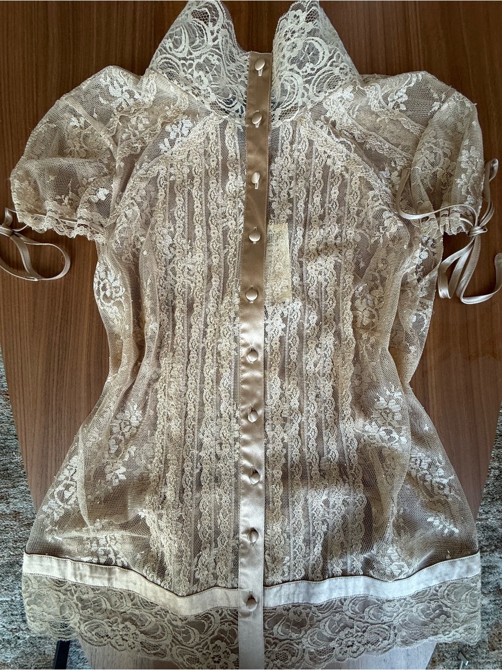 Arden B Cream Lace Button-Front Blouse